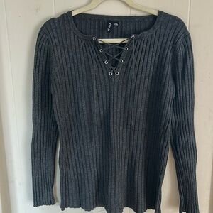 ETHYL Women’s Ribbed Grey Sweater